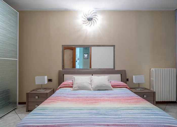 Апартаменты 10 Min - Terrace With View - Wifi Olginate