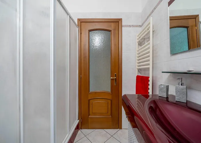 Апартаменты 10 Min - Terrace With View - Wifi